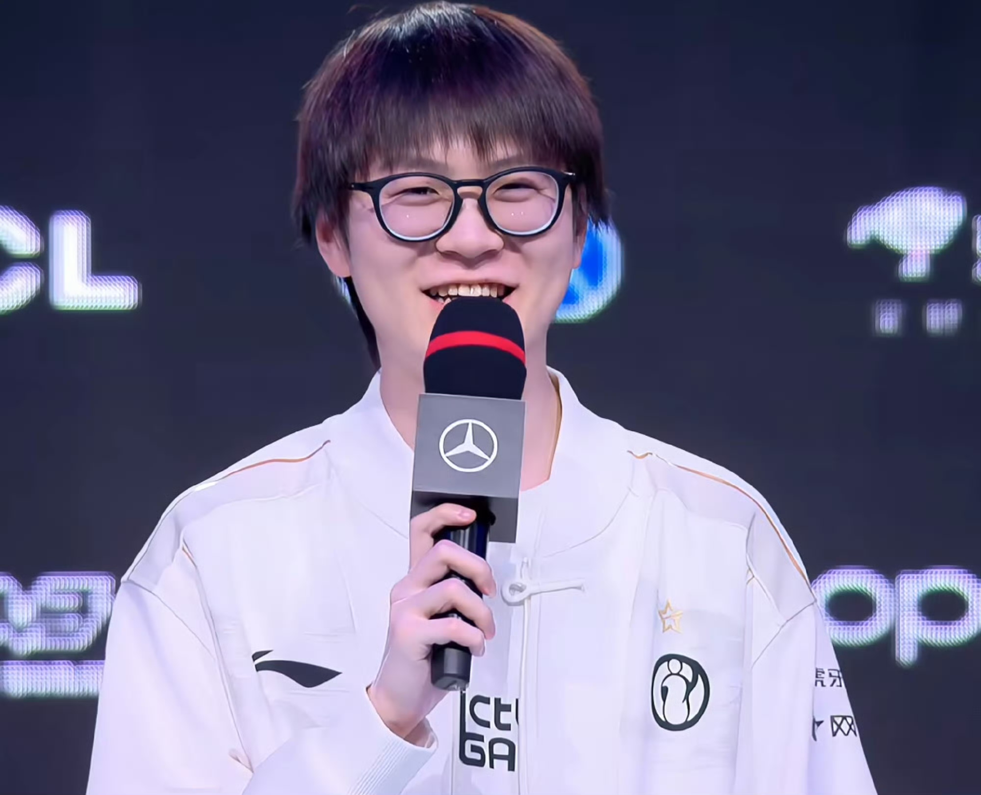 TES翻盘SHR，Meiko拿下关键大龙鏖战多局半决赛，点燃全场激情